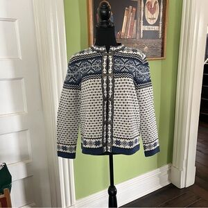 Vintage Susan Bristol Wool fair isle silver tone clasp cardigan sweater size m